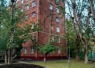 Продается трехкомнатная квартира, 70 м2, Москва, улица Лапина, 3, метро Авиамоторная