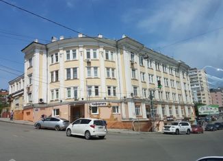 Продается 3-комнатная квартира, 58 м2, Приморский край, Светланская улица, 145