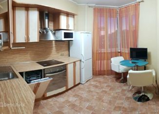 2-комнатная квартира в аренду, 52 м2, Москва, улица Дыбенко, 14к1, район Ховрино