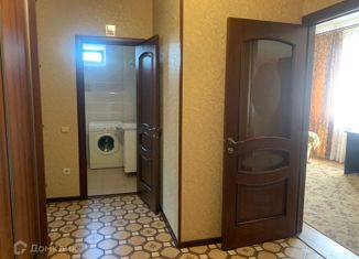 Продажа 2-комнатной квартиры, 56 м2, Абинск, Комсомольский проспект, 115