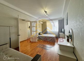 Продается 1-комнатная квартира, 30 м2, Темрюк, Центральная площадь