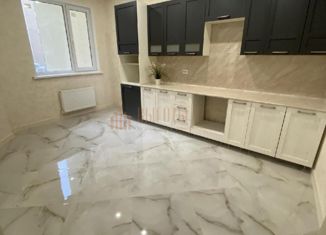 Продам двухкомнатную квартиру, 62 м2, Ставрополь, микрорайон Чапаевка, улица Чапаева, 4/1Б