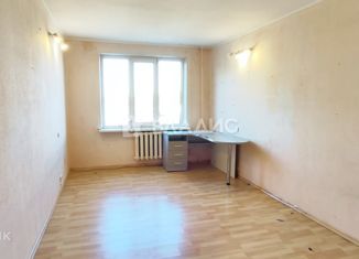 Продам 3-ком. квартиру, 63 м2, Брянск, 2-й переулок Мичурина, 3, Володарский район