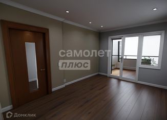 Продам 4-ком. квартиру, 84 м2, Челябинская область, Пограничная улица, 2