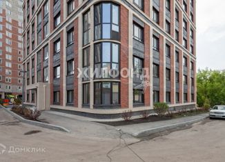 Продается двухкомнатная квартира, 40 м2, Новосибирск, Тополёвая улица, 27, метро Октябрьская