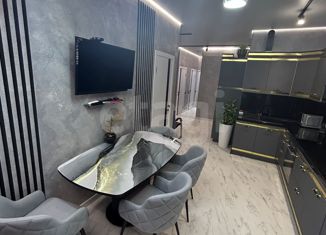 Продам 2-ком. квартиру, 65 м2, поселение Московский, Родниковая улица, 30к3