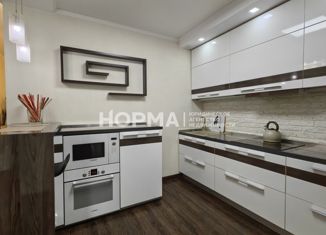 Продаю 1-комнатную квартиру, 40 м2, Октябрьский, Социалистическая улица, 14