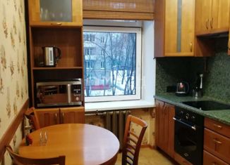 Сдача в аренду 2-ком. квартиры, 46.5 м2, Москва, Университетский проспект, 21к2, Университетский проспект