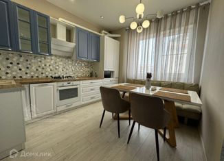 2-комнатная квартира в аренду, 67.7 м2, Новороссийск, улица Серова, 17