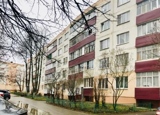 Продам 2-комнатную квартиру, 53 м2, Чехов, улица Дружбы, 6