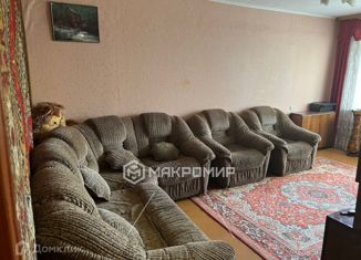 Продается трехкомнатная квартира, 63.5 м2, Брянск, улица Медведева, 75