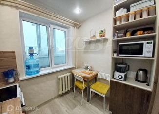 Продажа двухкомнатной квартиры, 50 м2, Тюменская область, улица Федюнинского, 9