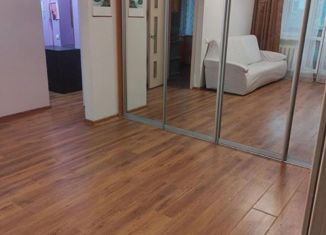 Сдается 2-комнатная квартира, 46 м2, Тюмень, Фабричная улица, 17