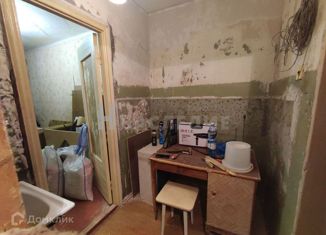 Продается 1-комнатная квартира, 17 м2, Волгодонск, улица 50 лет СССР, 6