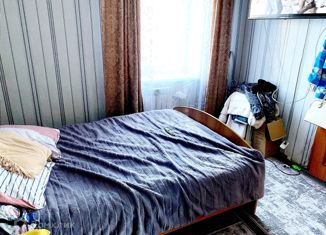 Трехкомнатная квартира на продажу, 68 м2, Троицк, Советская улица, 125