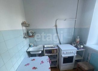 Продам 2-ком. квартиру, 44 м2, Екатеринбург, Шефская улица, 91к1, метро Проспект Космонавтов