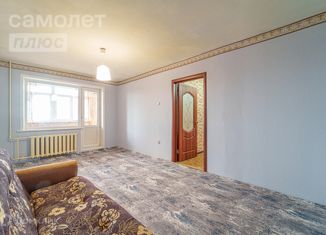 Двухкомнатная квартира на продажу, 47.4 м2, Пермский край, улица Космонавта Леонова, 47