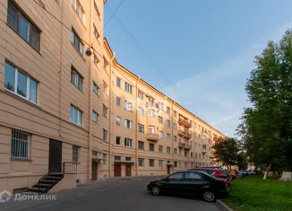 Продаю двухкомнатную квартиру, 54.8 м2, Санкт-Петербург, улица Швецова, 10, муниципальный округ Нарвский