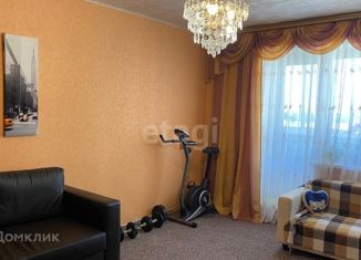 Продается 3-комнатная квартира, 62.7 м2, посёлок городского типа Новозавидовский, Заводская улица, 3