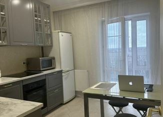 Продам двухкомнатную квартиру, 58 м2, Обнинск, проспект Ленина, 137к4