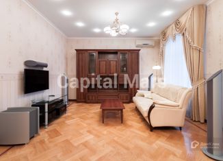 Сдается трехкомнатная квартира, 120 м2, Москва, Большая Академическая улица, 15к1, станция Красный Балтиец