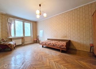 Продам 2-комнатную квартиру, 44.3 м2, Москва, район Тропарёво-Никулино, улица 26 Бакинских Комиссаров, 8к4