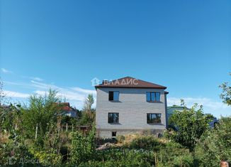 Продам дом, 300 м2, коттеджный посёлок Радужный, 3-я Продольная улица