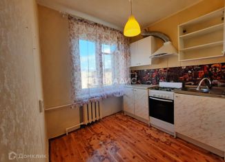 Продам 2-ком. квартиру, 42.2 м2, Кронштадт, улица Фейгина, 4