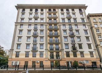 3-комнатная квартира на продажу, 118.8 м2, Москва, Большой Каретный переулок, 24с2, метро Цветной бульвар