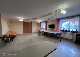Трехкомнатная квартира на продажу, 134.2 м2, Красноярск, улица Ломоносова, 11А