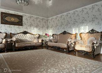 Продается 4-комнатная квартира, 123.4 м2, Черкесск, микрорайон Пештера, Октябрьская улица, 362