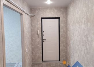 Продается двухкомнатная квартира, 47.9 м2, село Молочное, улица Мира, 7Б