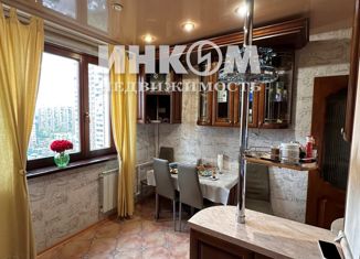 Продается трехкомнатная квартира, 77.5 м2, Москва, Никулинская улица, 11