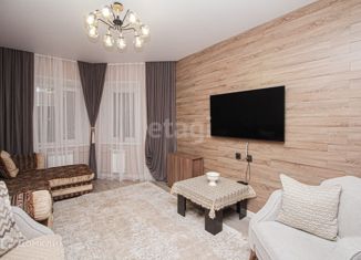 Трехкомнатная квартира на продажу, 70 м2, Тюменская область, улица Чапаева, 9