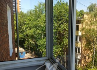 Сдам двухкомнатную квартиру, 59 м2, Москва, улица Кубинка, 14, улица Кубинка
