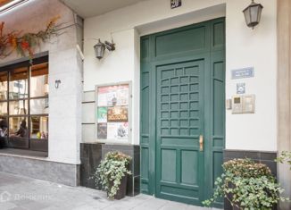 Продаю четырехкомнатную квартиру, 159.7 м2, Москва, Малая Бронная улица, 20А, Малая Бронная улица