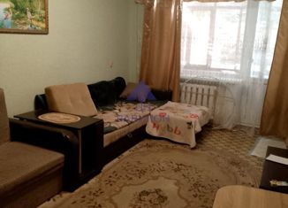 Сдам в аренду 2-ком. квартиру, 47 м2, Ростовская область, улица Ленина, 93