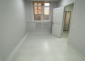Сдача в аренду офиса, 15 м2, Киров, Стахановская улица, 14А, Октябрьский район