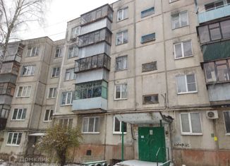 Двухкомнатная квартира на продажу, 47.7 м2, Курская область, Заводская улица, 77