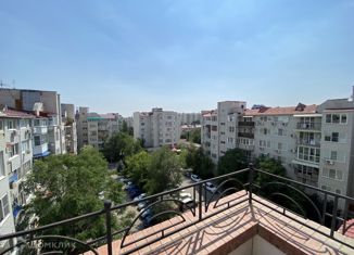 Продажа 5-ком. квартиры, 227 м2, Астрахань, Бертюльская улица, 7, Ленинский район