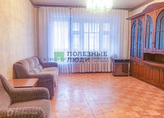 Продажа 2-комнатной квартиры, 61.5 м2, Кировская область, улица Карла Либкнехта, 93
