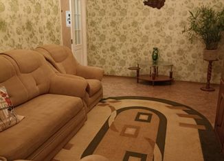 Продажа двухкомнатной квартиры, 43.8 м2, Джанкой, Московская улица, 2