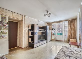 Продаю 2-ком. квартиру, 40.4 м2, Москва, Амурская улица, 14, станция Локомотив