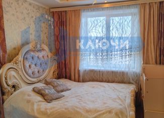 Продается 2-комнатная квартира, 52 м2, Магнитогорск, улица Завенягина, 5