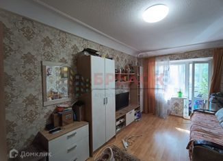 Продам трехкомнатную квартиру, 60 м2, Ростов-на-Дону, Коммунистический проспект, 33/1, Советский район