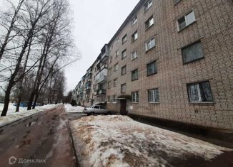 Двухкомнатная квартира на продажу, 42.6 м2, Тихвин, 1-й микрорайон, 41