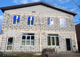 Продам таунхаус, 260 м2, посёлок отделения № 3 СКЗНИИСиВ, улица имени Героя Орлова, 35