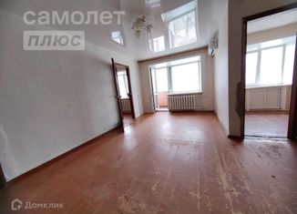 Продам 2-ком. квартиру, 44.6 м2, Хабаровский край, Октябрьская улица, 76