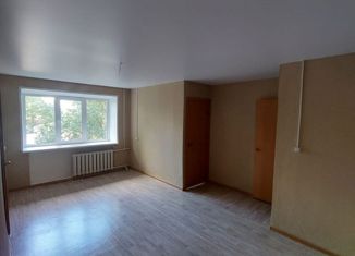 Продаю 3-ком. квартиру, 56 м2, Нижний Новгород, Станкозаводская улица, 10, Станкозаводская улица