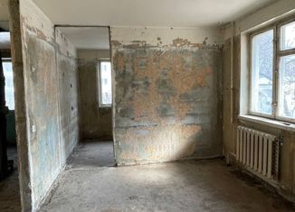 Продается 3-ком. квартира, 53.5 м2, Москва, Домодедовская улица, 42, Домодедовская улица